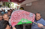 Burhaniye'de 3 kişiye mezar olan kazada hayatını kaybeden Nazife Nehir Akyay, beyaz duvakla uğurlandı