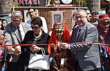 Ertaş, özel çocuklarla bir araya geldi