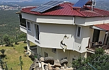 ​​​​​​​Çocuğun merağı ölümüne neden oldu. İş makinesinin altında can verdi.