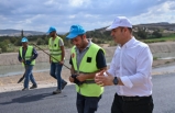 Başkan Akın, sıcak asfalt serim çalışmalarını yerinde inceledi