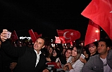 Balıkesir'de 101. yıl coşkusu sokaklara taştı 