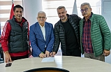 Burhaniye Belediyespor Özgür Vurur  ile anlaştı