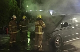 Bandırma'da akaryakıt istasyonunda minibüste yangın
