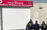 Ayvalık'ta polis kurye oldu, operasyon düzenledi