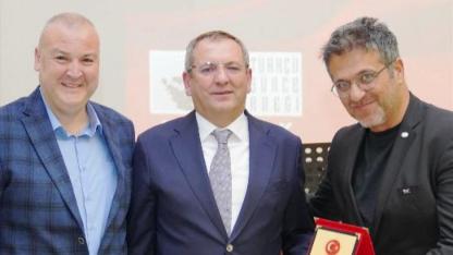 Ayvalık Atatürkçü Düşünce Derneği'nden 102. yıl buluşması.