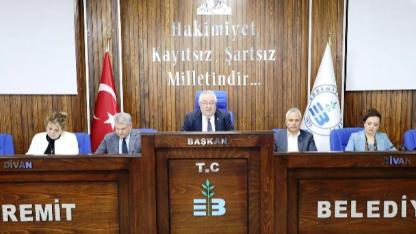 Edremit’te muhtarlar toplantısı: Başkan Ertaş, “Kentimizi ortak akılla yönetiyoruz”