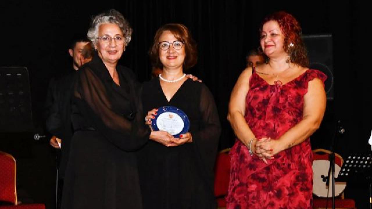 Şair Halil Soyuer'e Vefa Gecesi Şölene Dönüştü