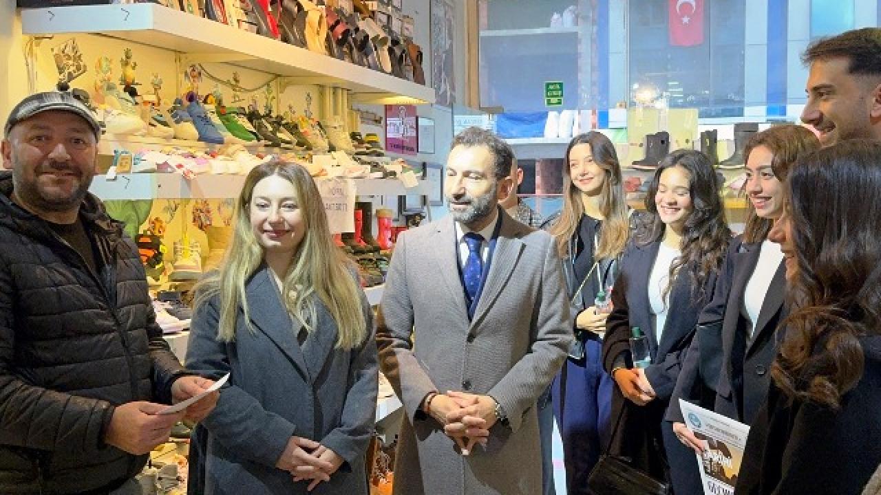 Burhaniye Uygulamalı Bilimler Fakültesi'nden Esnafa Geleneksel Siftah Desteği