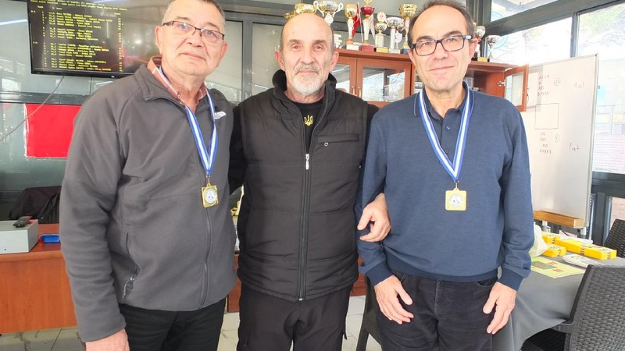 Burhaniye'de Briç Turnuvaları Devam Ediyor
