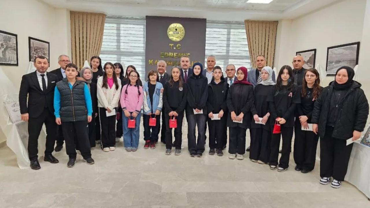 Edremit'te Mevlid-i Nebi Haftası Kapsamında Sanat Yarışmaları Düzenlendi