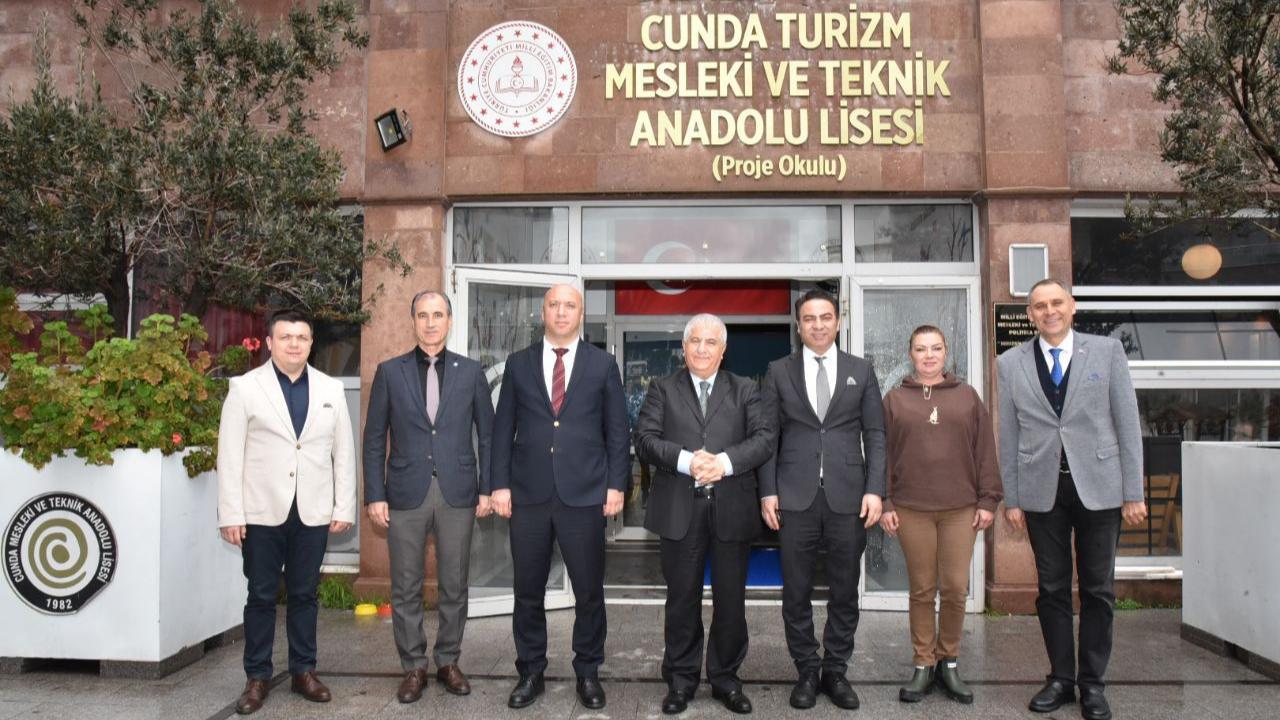 İl Müdürü Selehattin Kal Ayvalık’ta da Sahadaydı