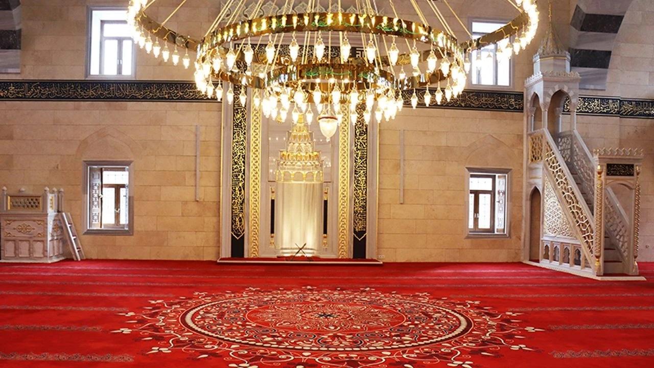 "Ramazan, Cami Ve Hayat"