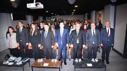 Türk Destanları Balıkesir İl Paneli'nde Tarih ve Ruh Aynı Sahnede Buluştu