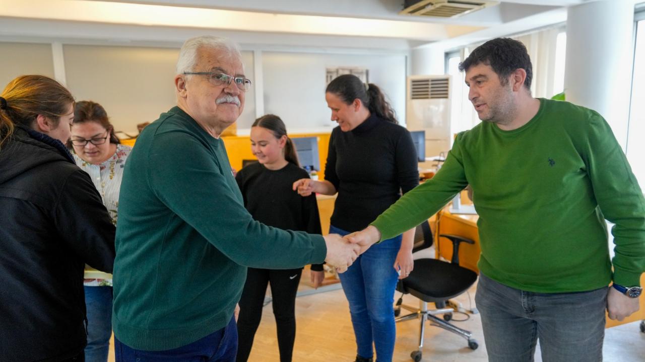 Başkan Ali Kemal Deveciler, Belediye Personeliyle Bayramlaştı