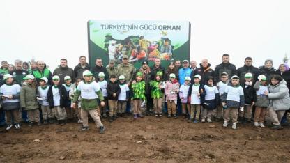 Vali Ustaoğlu'dan Güçlü Mesaj: “Türkiye’nin Gücü Orman” Balıkesir’de Hayat Buldu