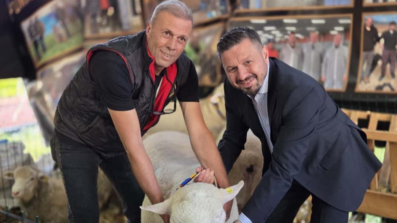 AK Parti İl Başkanı Aydemir'den Buzağı Destek Ödemeleri Müjdesi