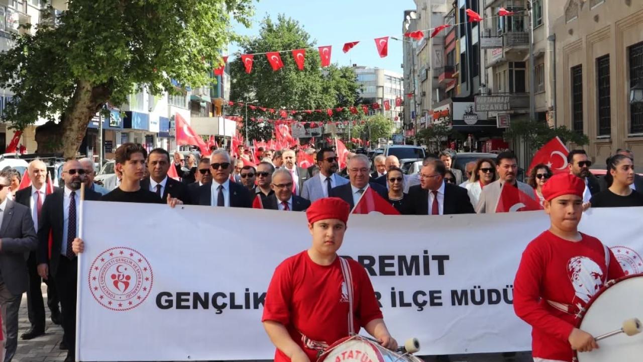Atamızın Samsun’a çıkışının 107. yılı ilçemizde coşkuyla kutlandı.