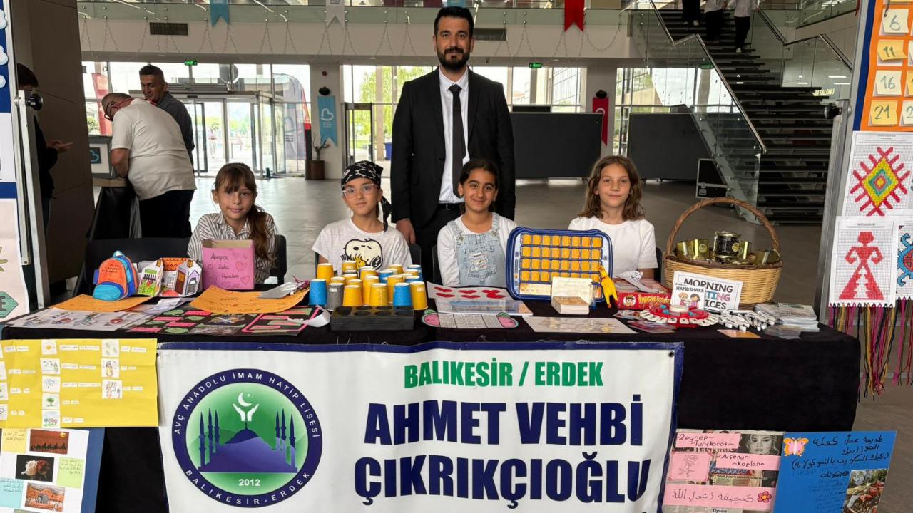 Balıkesir'de Yabancı Dil Festivali Coşkusu