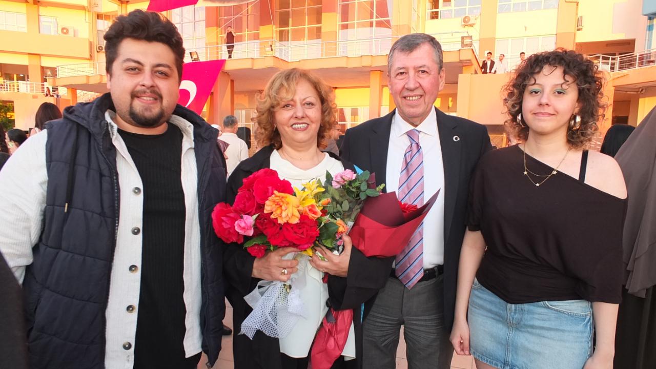 Burhaniye’de 2 çocuk annesi Ayla Hanım bölüm birincisi oldu