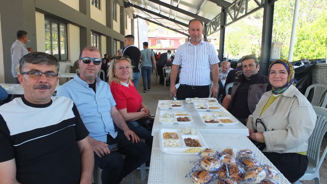 Burhaniye’de Karadere hayrı 3 bin kişiyi buluşturdu