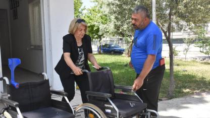 Edremit Belediyesi engellilerin yanında