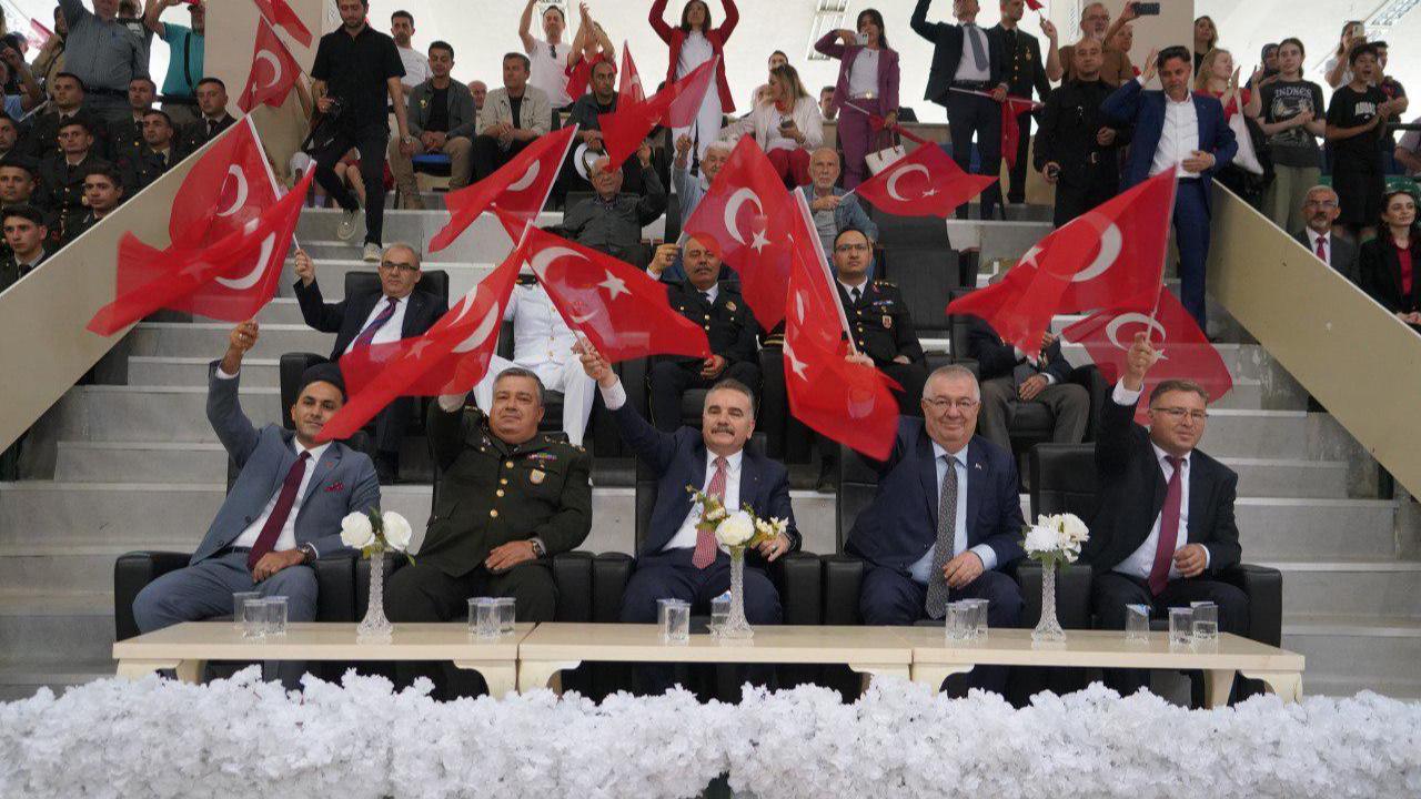 Edremit’te 19 Mayıs'ta görkemli tören.