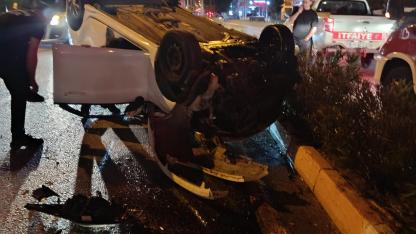 Karesi'de 3 araç birbirine girdi.