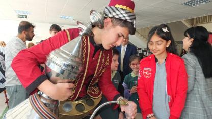 Sergide Osmanlı Şerbeti ikram etti