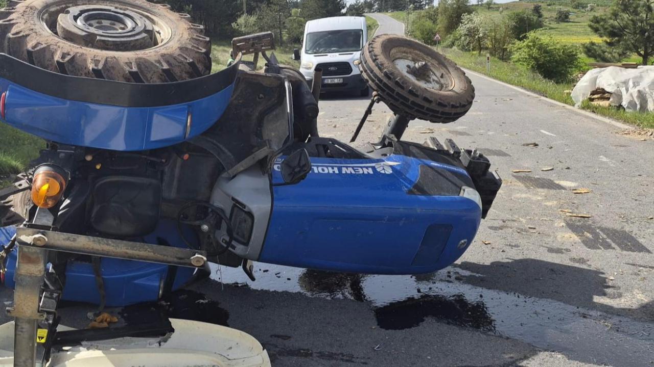 Sındırgı’da Traktör Kazası: Sürücü Araç Altında Sıkıştı