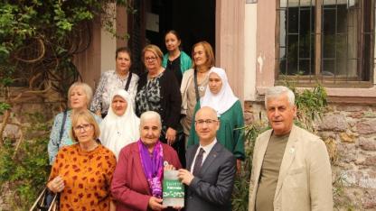 Srebrenitsa Anneleri’nden Ayvalık Kaymakamlığı’na ziyaret