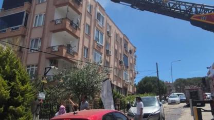 Ayvalık'ta Daire Yangını Korkuttu