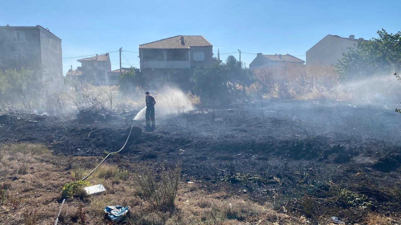 Balıkesir'de 3 ilçede yangın.