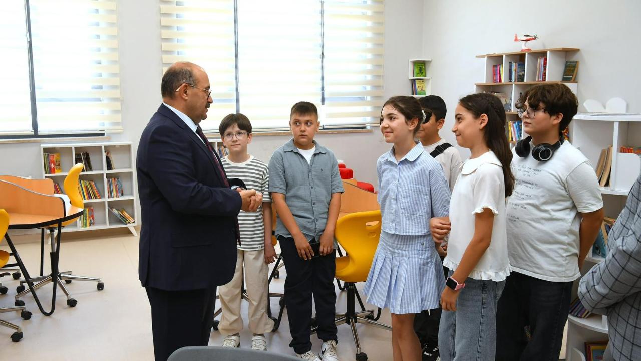 Balıkesir'in Geleceği Bilim ve Sanatta Yükseliyor: Vali İsmail Ustaoğlu BİLSEM Öğrencileriyle Buluştu