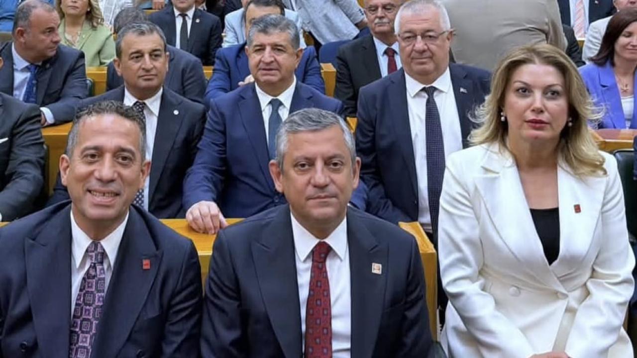 Başkan Ertaş, TBMM'de Özgür Özel'in Grup Toplantısına katıldı