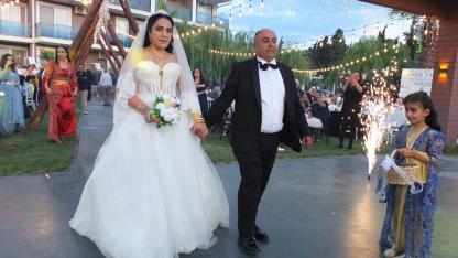 Burhaniye böyle düğün görmedi