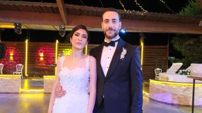 Burhaniye’de Büyükyılmaz çiftinin mutlu günü