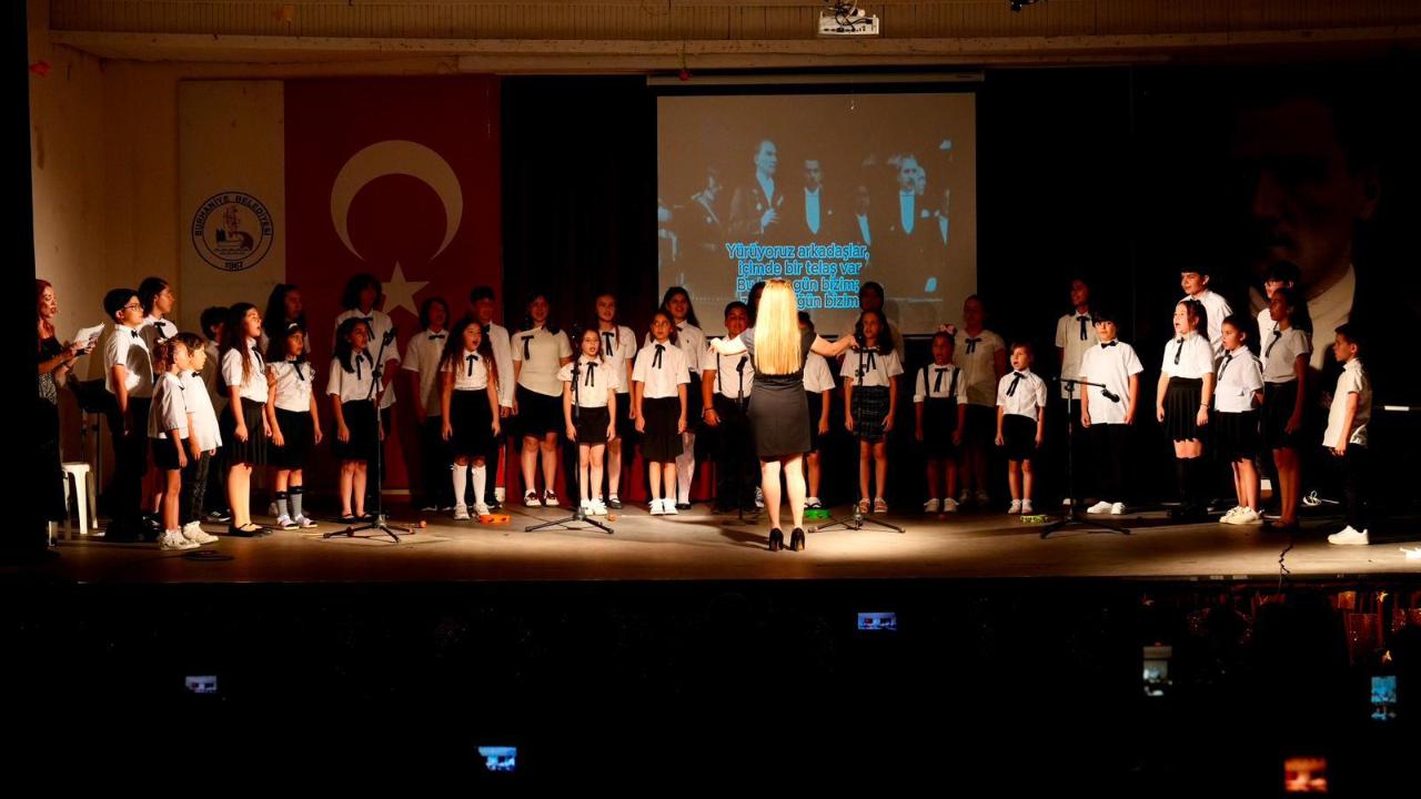 Burhaniye'de Dünya Müzik Günü coşkusu