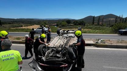 Burhaniye’de Otomobil Takla Attı: Sürücü Yaralandı