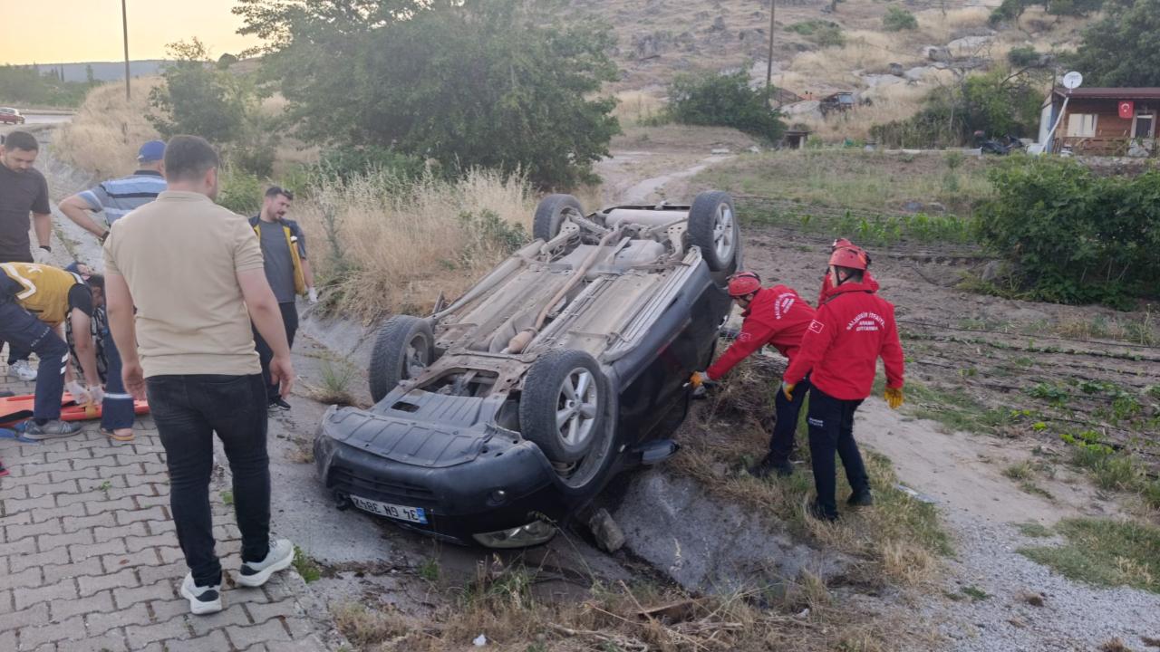 Dursunbey'de Otomobil Takla Attı: 1 Yaralı