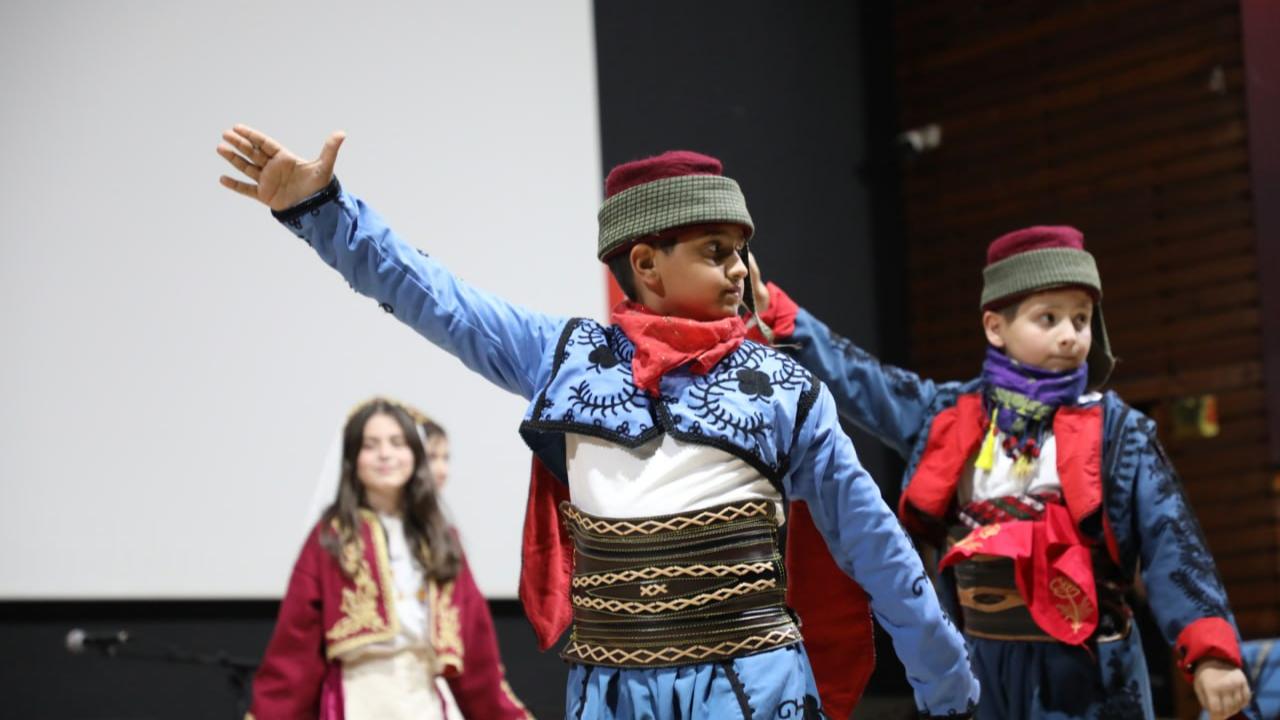 Edremit Belediyesi kursiyerlerinden müzik ziyafeti