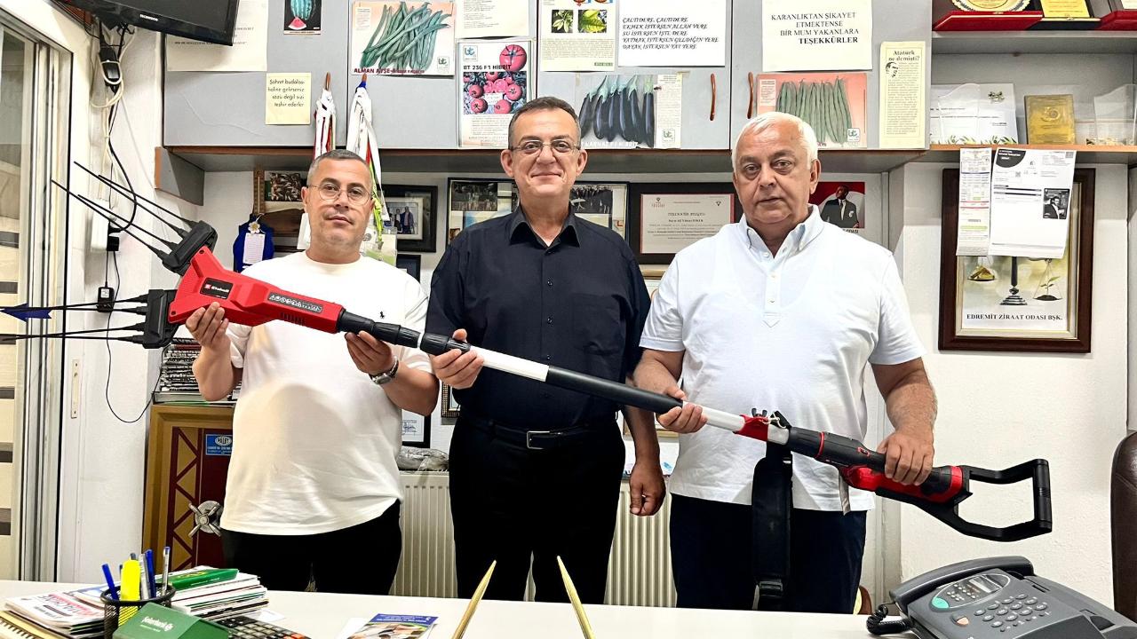 Einhell’in Akülü Zeytin Hasat Makinesi Edremit Ziraat Odası’nda tanıtıldı