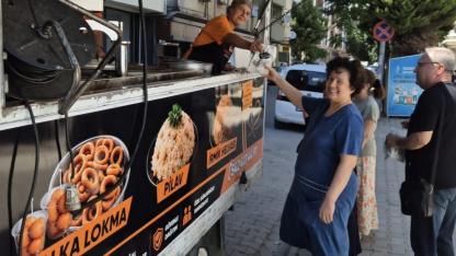 Gazilyas Mahallesi Muhtarı Hatice Güneri'den Kardeşi İçin Lokma Hayrı