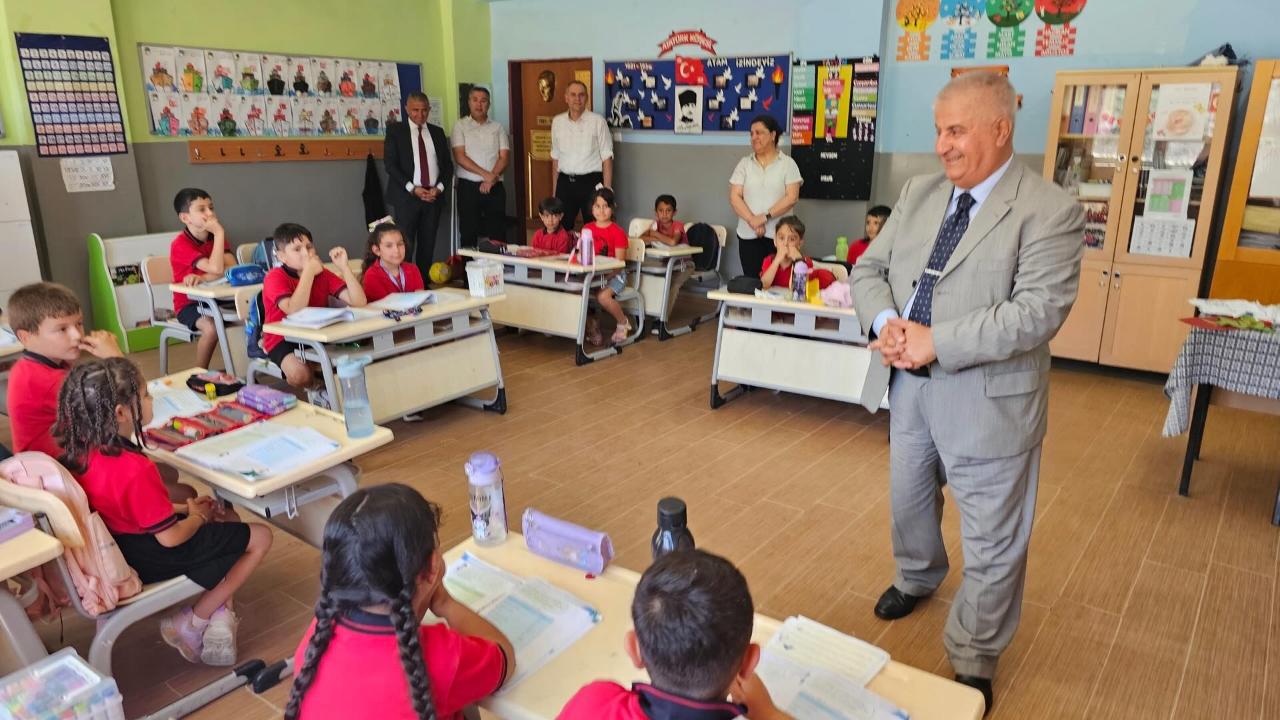 İl Millî Eğitim Müdürü Kal’dan Gömeç’te okul ziyareti