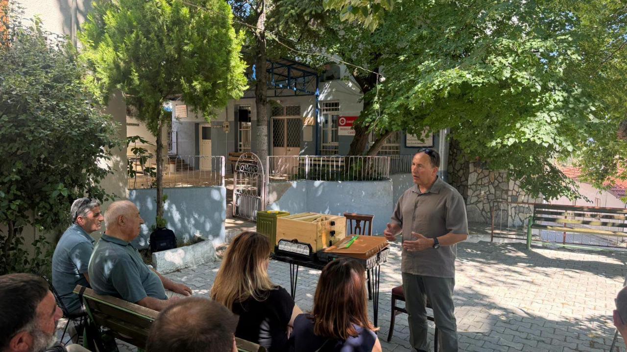 Kazdağlarında arıcılık semineri düzenlendi