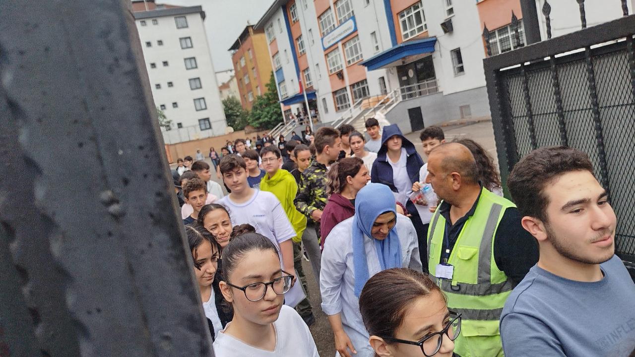LGS sınavında öğrencilerde ayrı, velilerde ayrı heyecan vardı