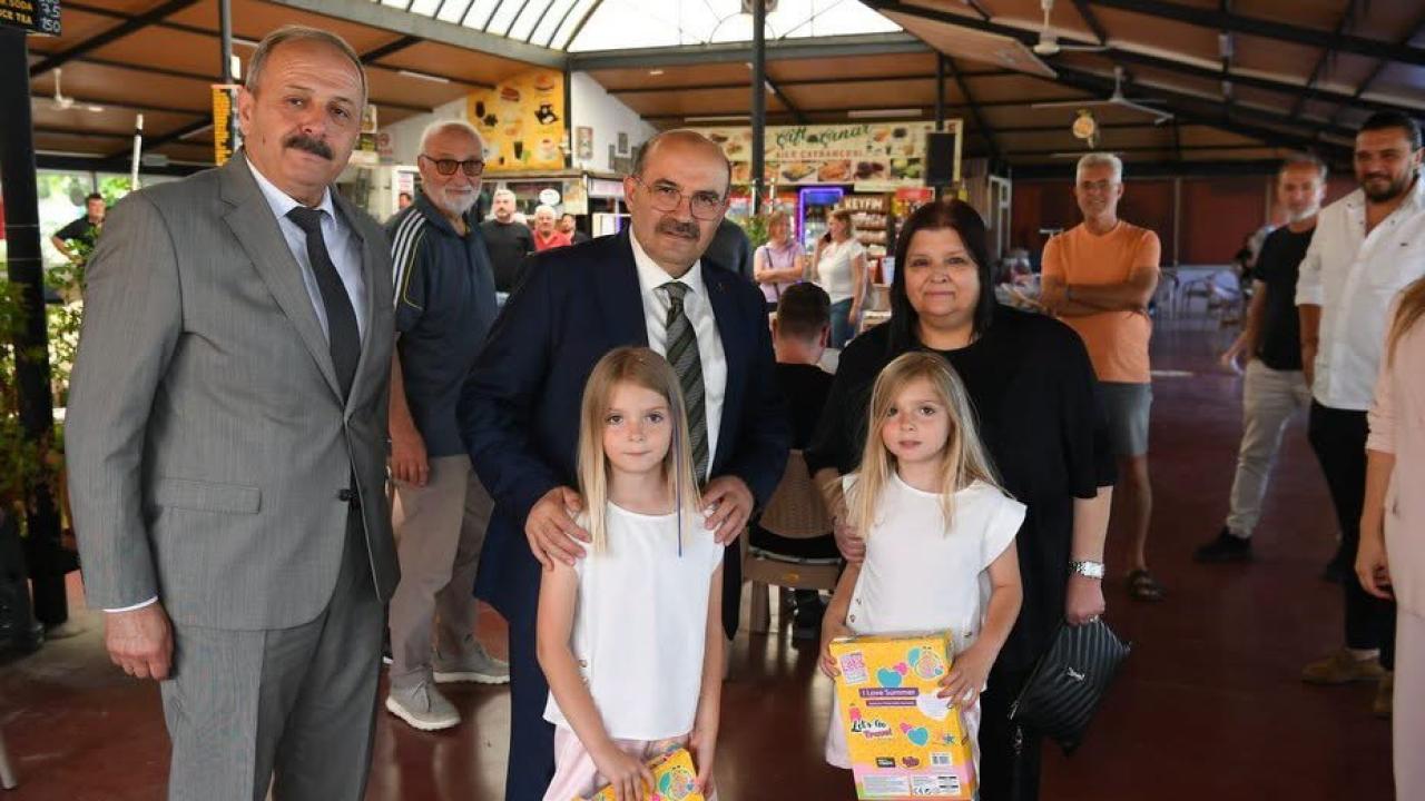 Vali Ustaoğlu, Ocaklar Mahallesi’nde vatandaşlarla buluştu