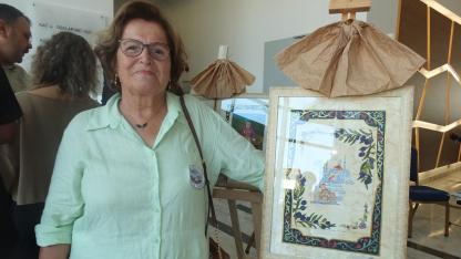 Zeytin ile camiyi minyatür tabloda buluşturdu