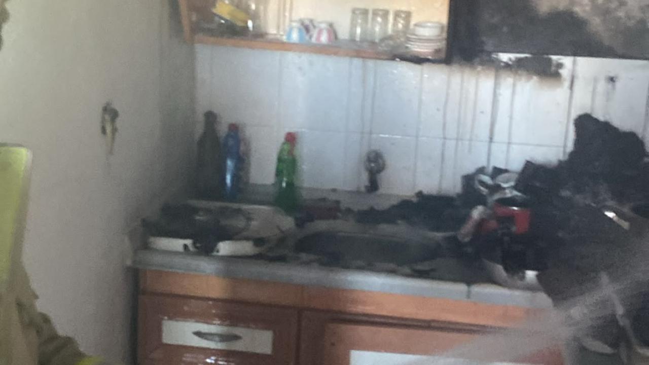 Avşa’da ev yangını