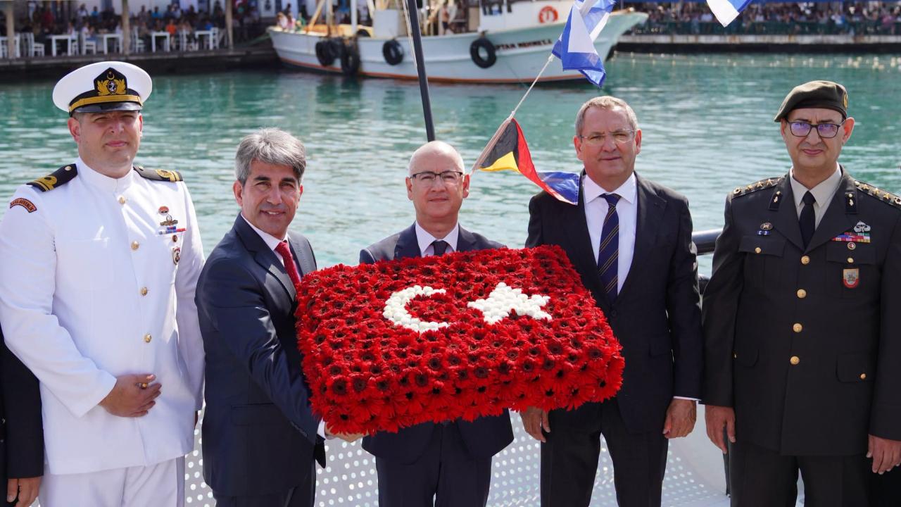 Ayvalık'ta Denizcilik ve Kabotaj Bayramı coşkuyla kutlandı