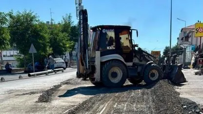 Ayvalık’ta kanalizasyon hattındaki göçük 36 saatlik çalışmayla giderildi
